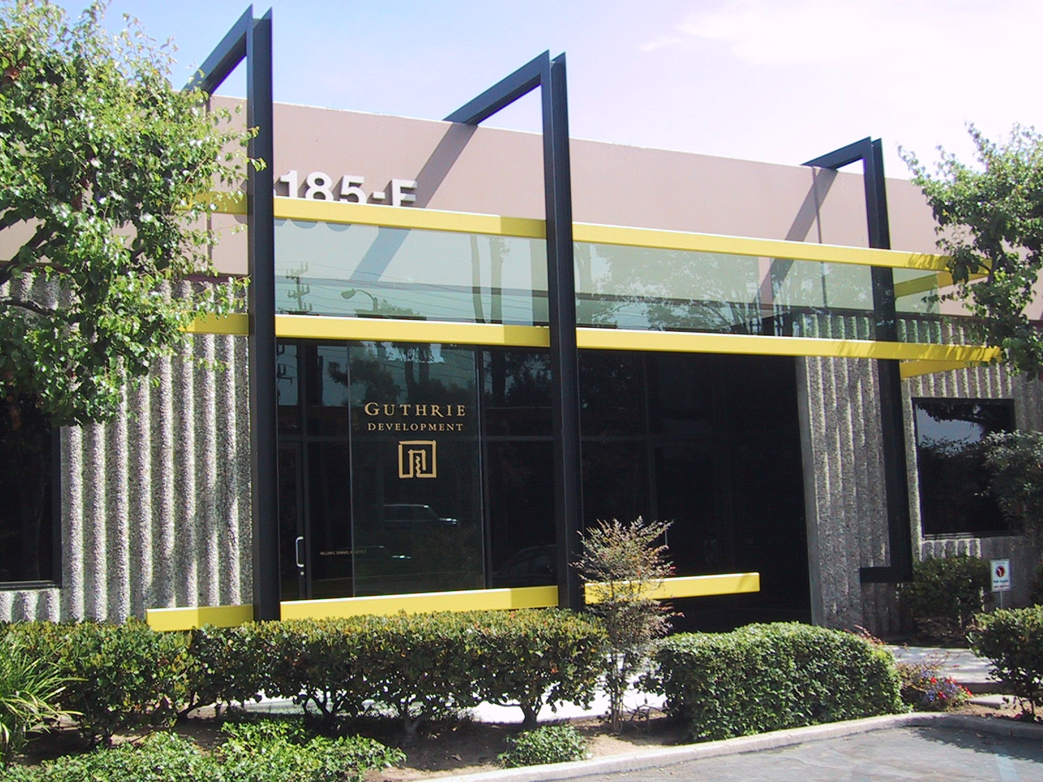 Alton Business Center