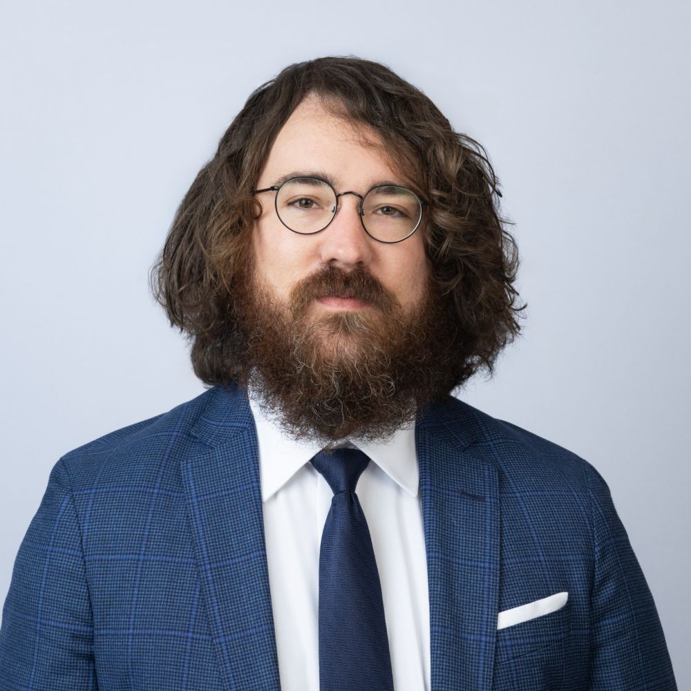 Alex Guthrie headshot